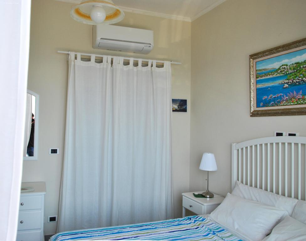 Taorminaxos Wonderful Seaview Lägenhet Giardini Naxos Exteriör bild