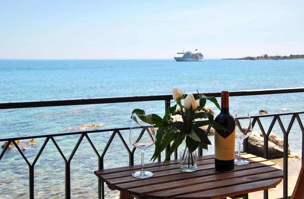 Taorminaxos Wonderful Seaview Lägenhet Giardini Naxos Exteriör bild